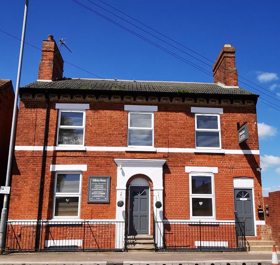 Valletta House Holiday Apartments Skegness Exterior photo